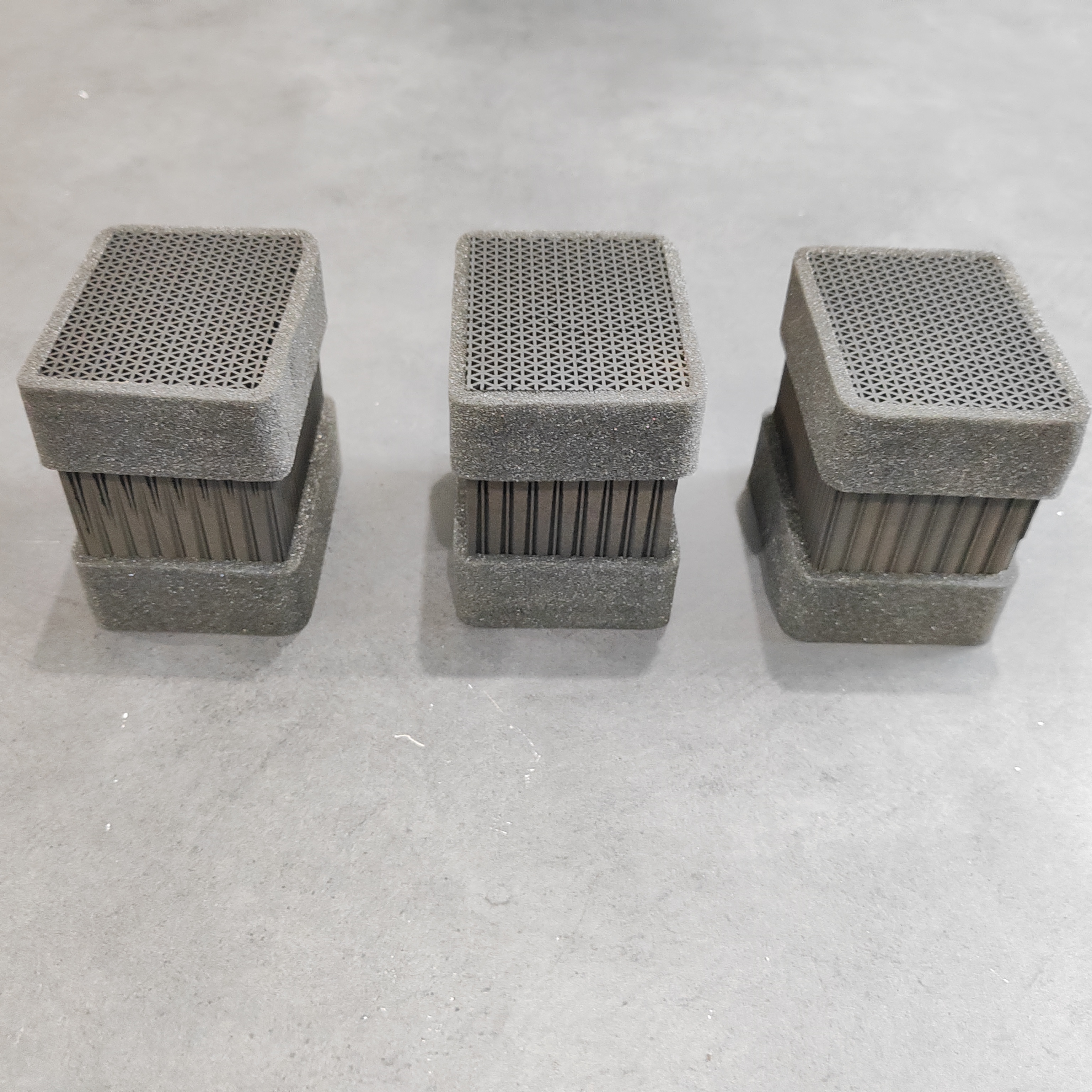 No Ozone Activated Carbon Honeycomb for Removing Pet Odors
